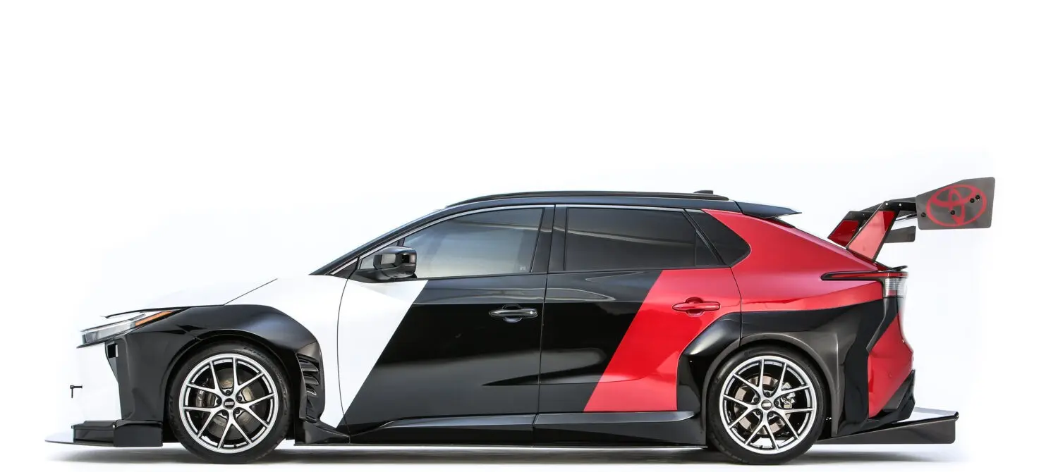 Toyota bZ’den Sınırları Zorlayan Elektrikli Canavar: Time Attack Konsepti Tanıtıldı!