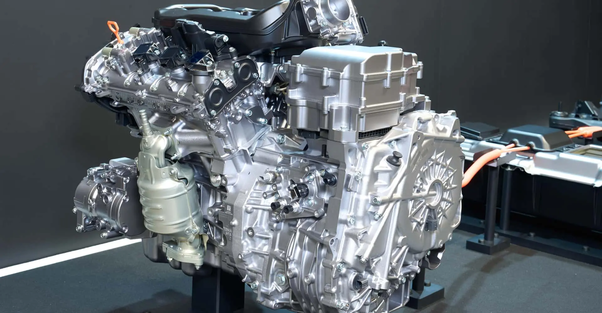 Honda’dan Sürpriz Adım: Yeni Nesil Hibritler İçin V6 Motor Yolda!