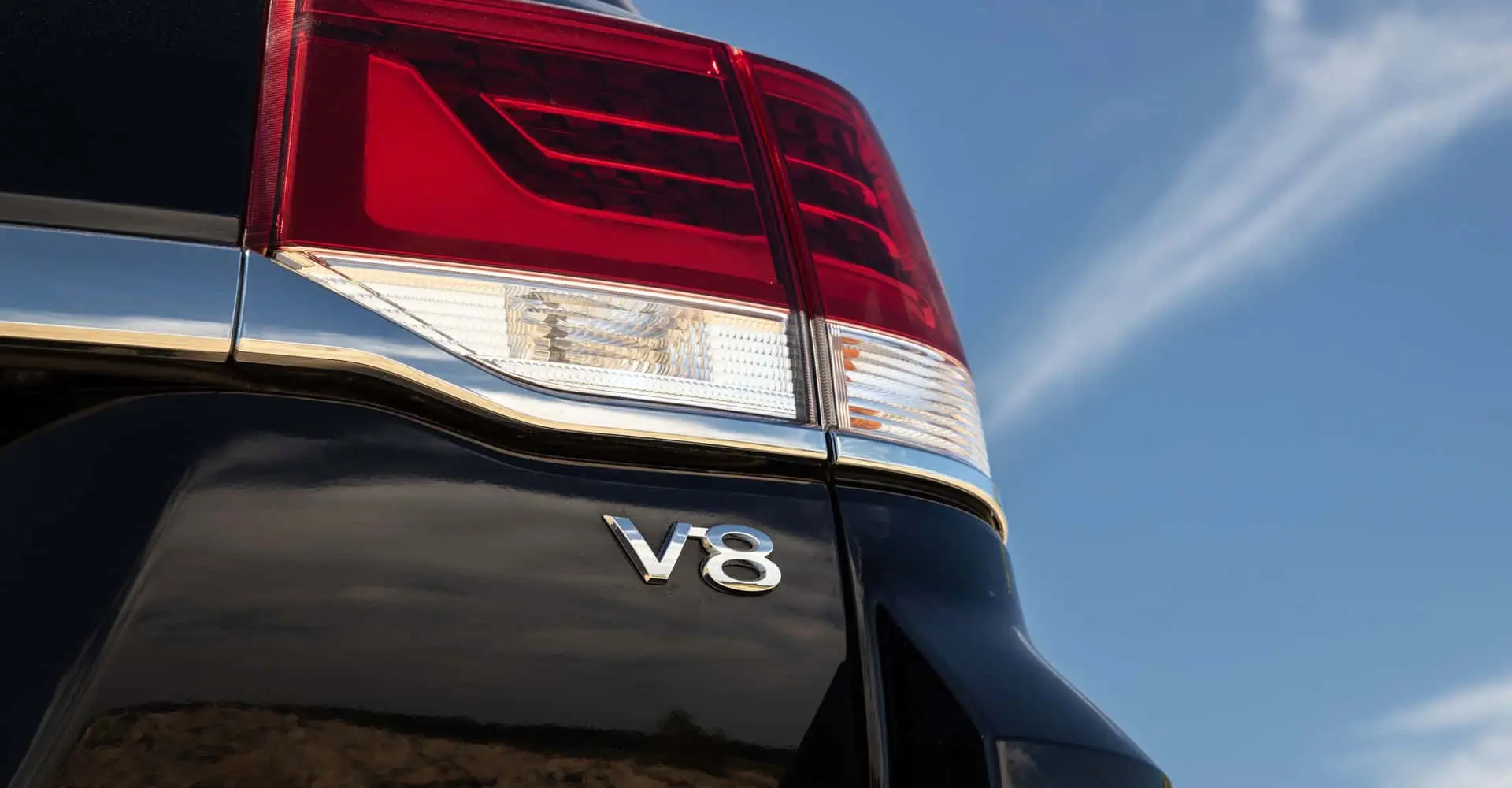 Toyota’dan Sürpriz V8 Müjdesi: Efsane Geri mi Dönüyor, Yoksa Devrim mi Yaşanıyor?