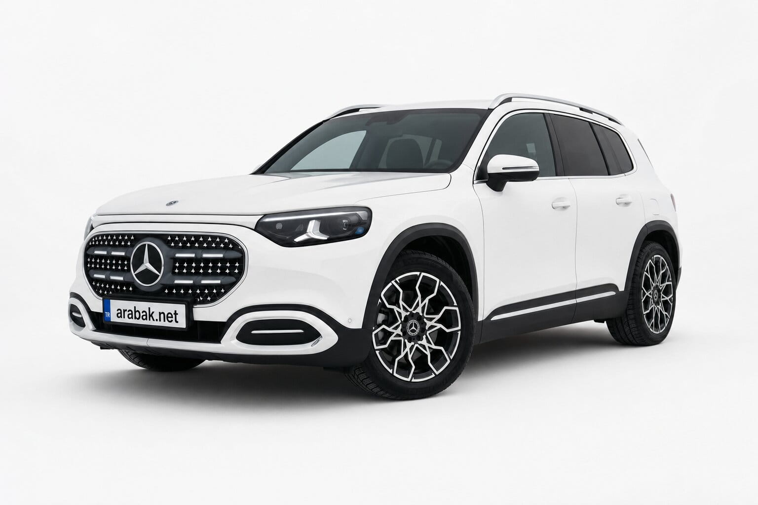 2026 Mercedes GLB 200 Plus