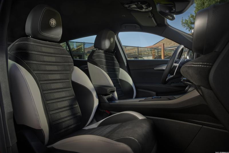 Alfa Romeo Tonale 1.5 Speciale görsel 6