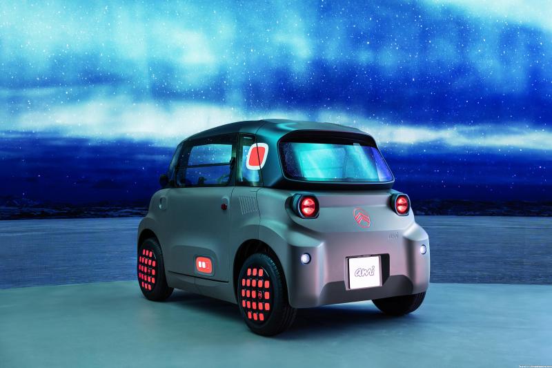 2026 Citroen Ami Dark Side görsel 2