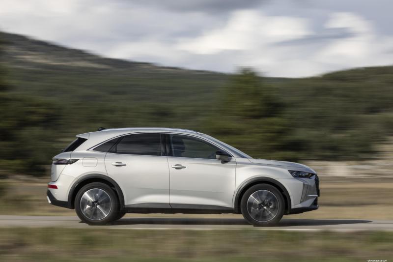 2026 DS DS 7 1.5 Etoile görsel 2