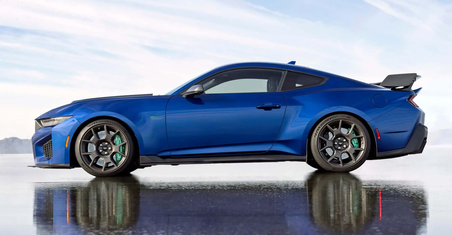 Ford, Mustang Ailesini Genişletmeye Hazırlanıyor: Dört Kapılı Bir Sedan Yolda Olabilir