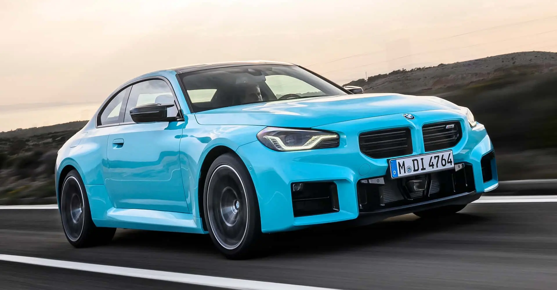 BMW M2’ye Dört Çekiş Sistemi Geliyor: Yeni M2 xDrive Tanıtıldı