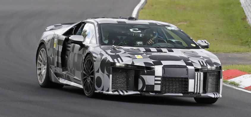 Audi’nin Yeni Hibrit Süper Otomobili Nuvolari Yollara Çıkıyor