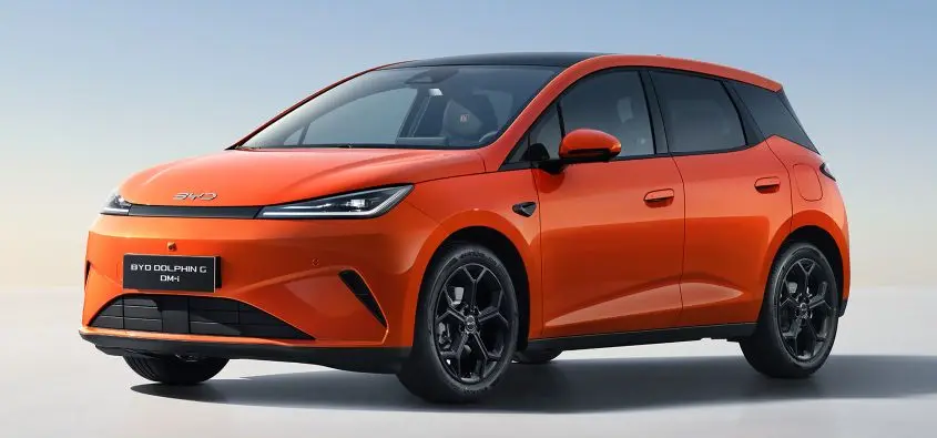 BYD Dolphin G Sahneye Çıkıyor: Şarj Edilebilir Hibrit Teknolojisinde Yeni Bir Dönem