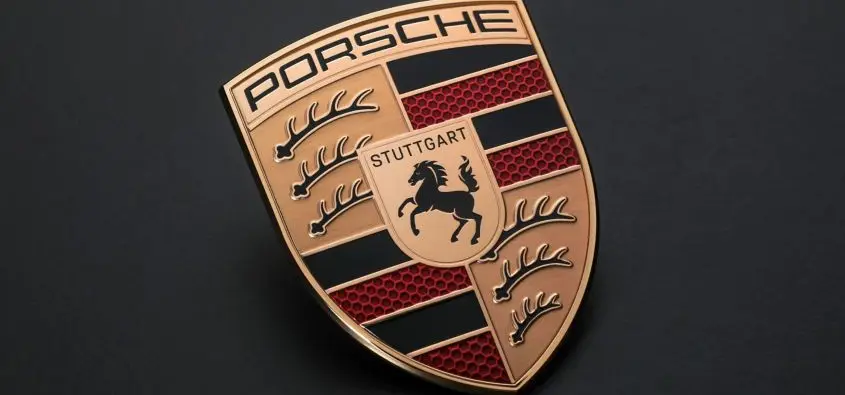 Porsche’den 911 İçin Elektrikli Model Kararı: İkonik Model Hibrit ile Yola Devam Edecek