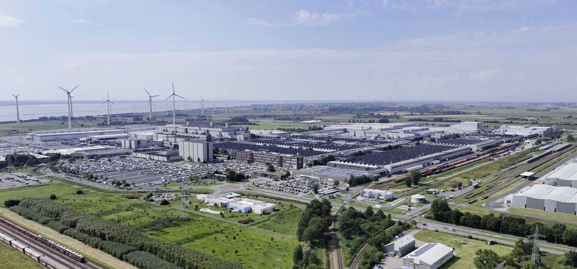 Volkswagen’de Büyük Dönüşüm: 100 Bin Kişilik İstihdam Kesintisi ve Fabrika Kapatma Gündemde
