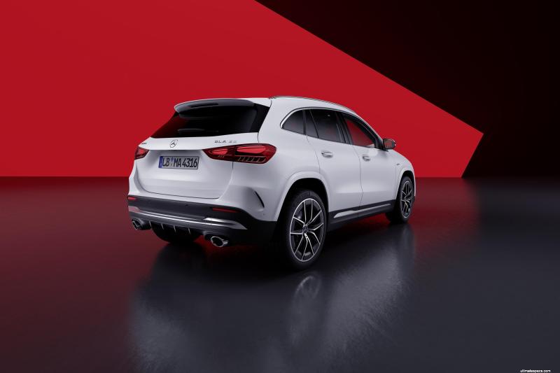2026 Mercedes GLA Serisi 200 AMG görsel 3