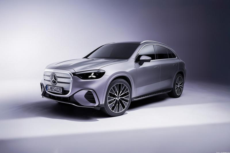 2026 Mercedes GLC 300d AMG görsel 1