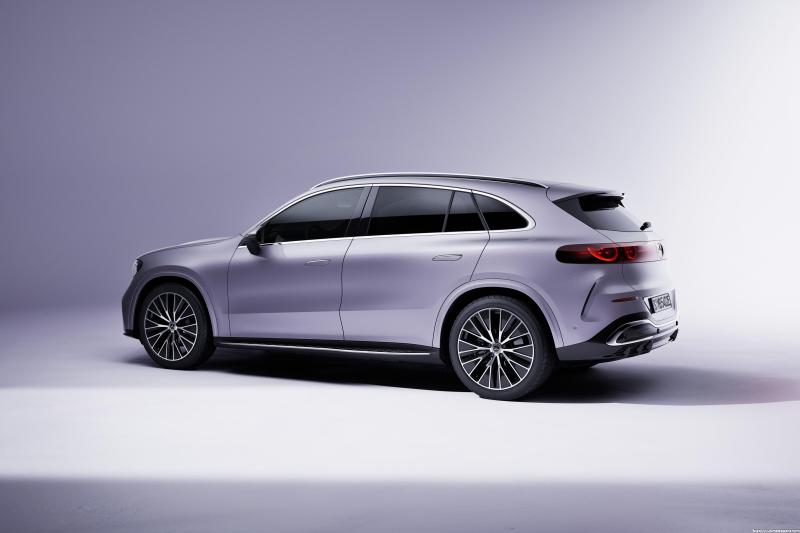 2026 Mercedes GLC 300d AMG görsel 3