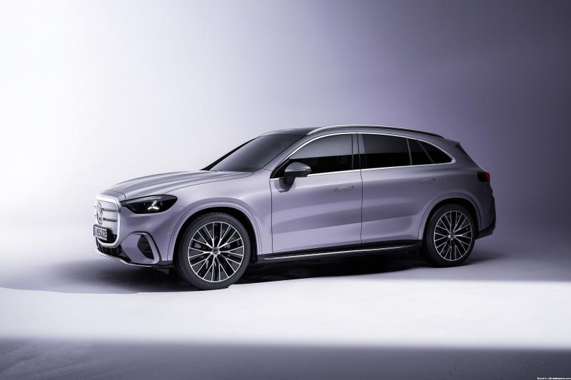2026 Mercedes GLC 300d AMG görsel 2
