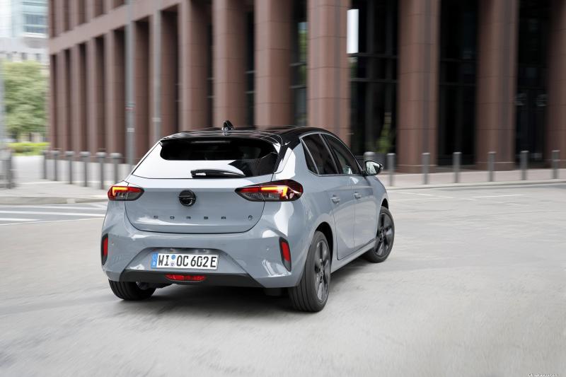 2026 Opel Corsa Elektrik GS görsel 3