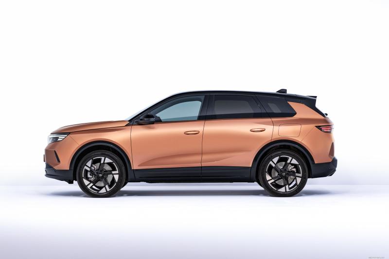 2026 Opel Grandland Elektrik Edition görsel 2