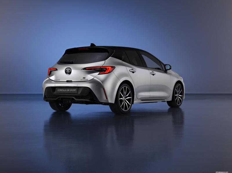 2026 Toyota Corolla HB 1.8 Flame görsel 3