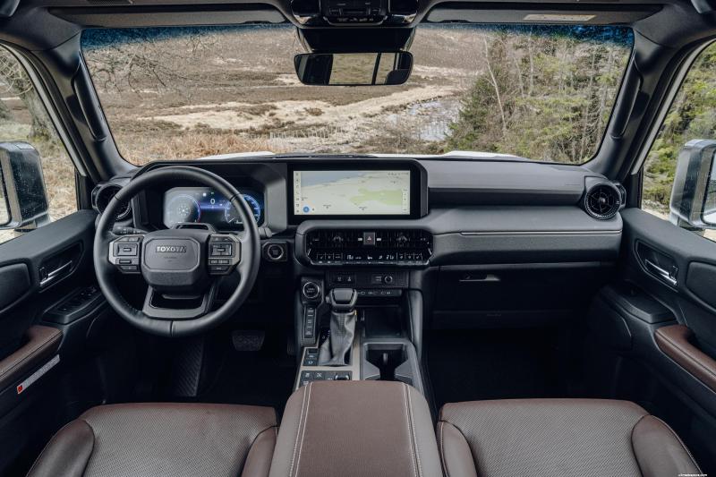 2026 Toyota Land Cruiser Prado 2.8 görsel 3