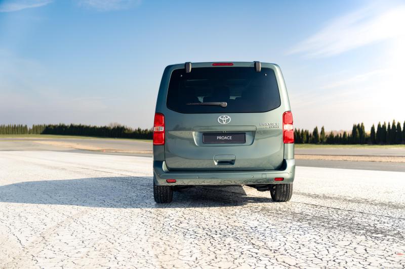 2026 Toyota Proace Verso 2.2 Passion görsel 3