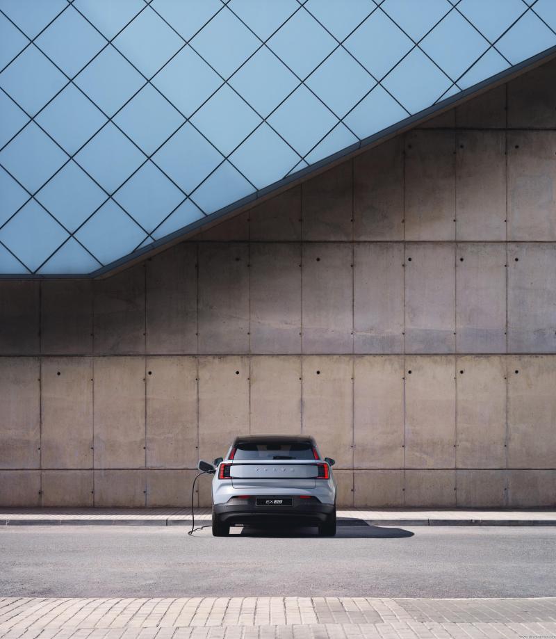 2026 Volvo EX30 Twin Motor görsel 3