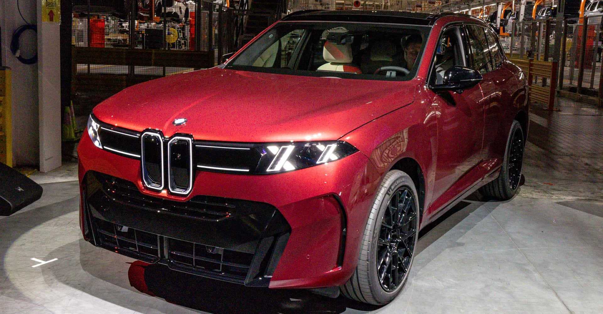 BMW’den V8 Motor Severlere Müjde: Sekiz Silindirli Ünite Yaşamaya Devam Edecek
