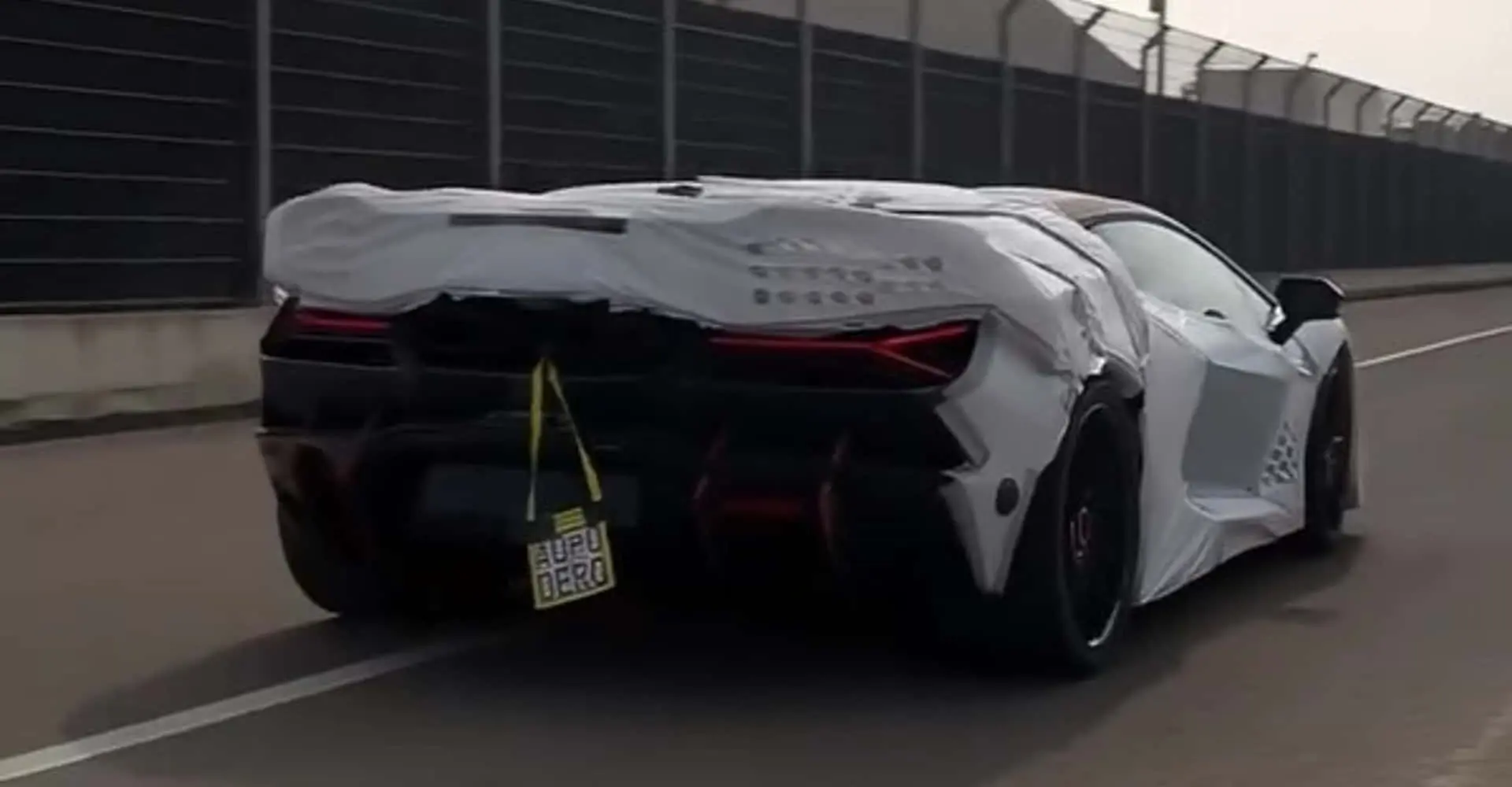 Lamborghini Revuelto SV Testleri Hızlandı: Yeni Detaylar Ortaya Çıktı