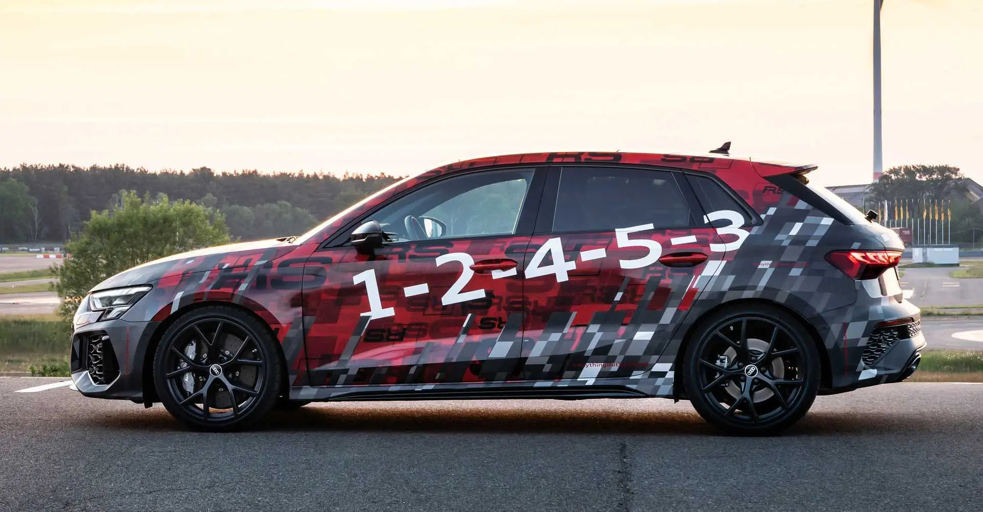 Audi, Efsanevi 5 Silindirli Motorundan Vazgeçmeyebilir
