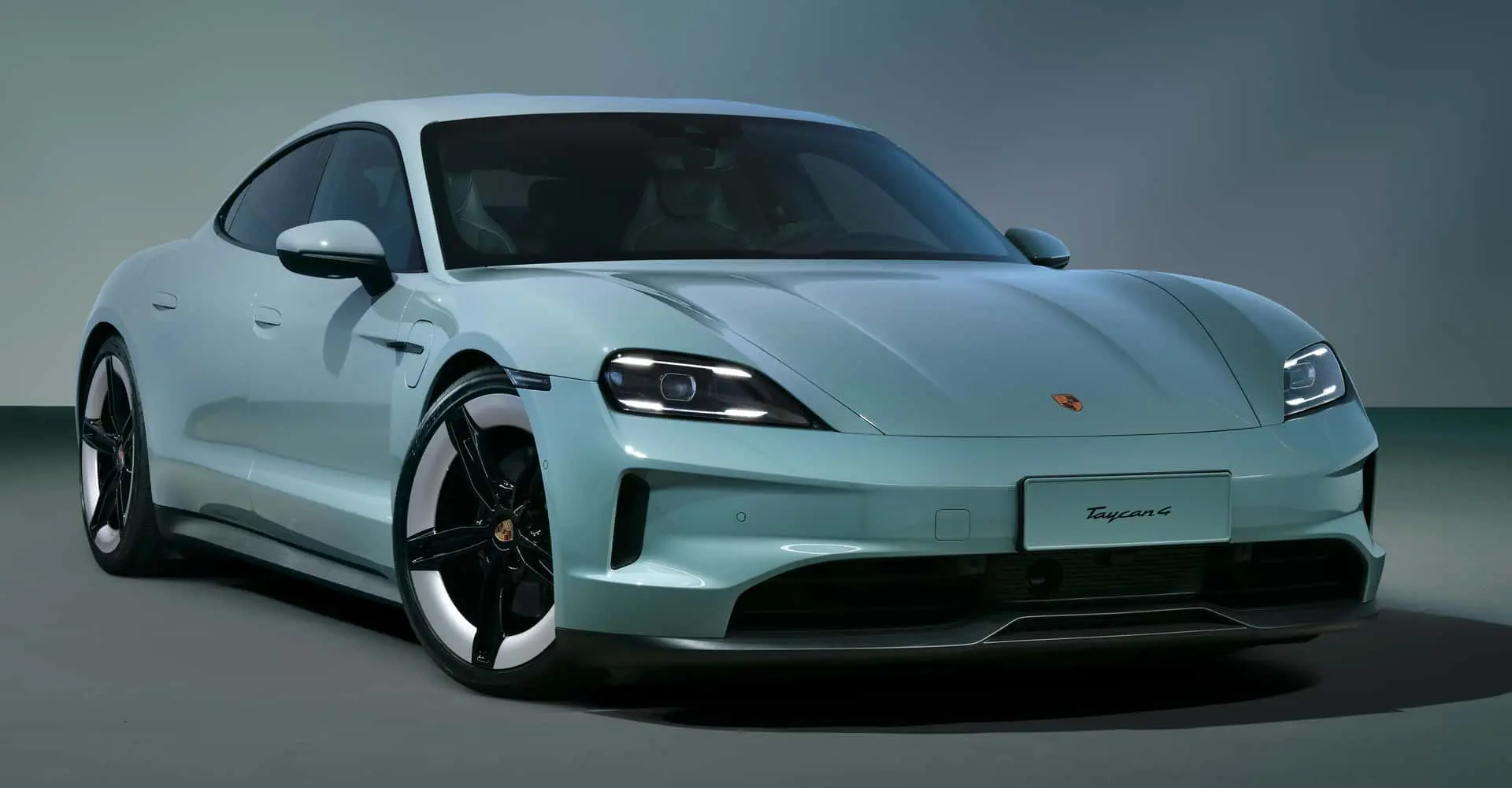 Porsche Taycan’ın Üretiminin Durdurulacağı İddialarını Yalanladı