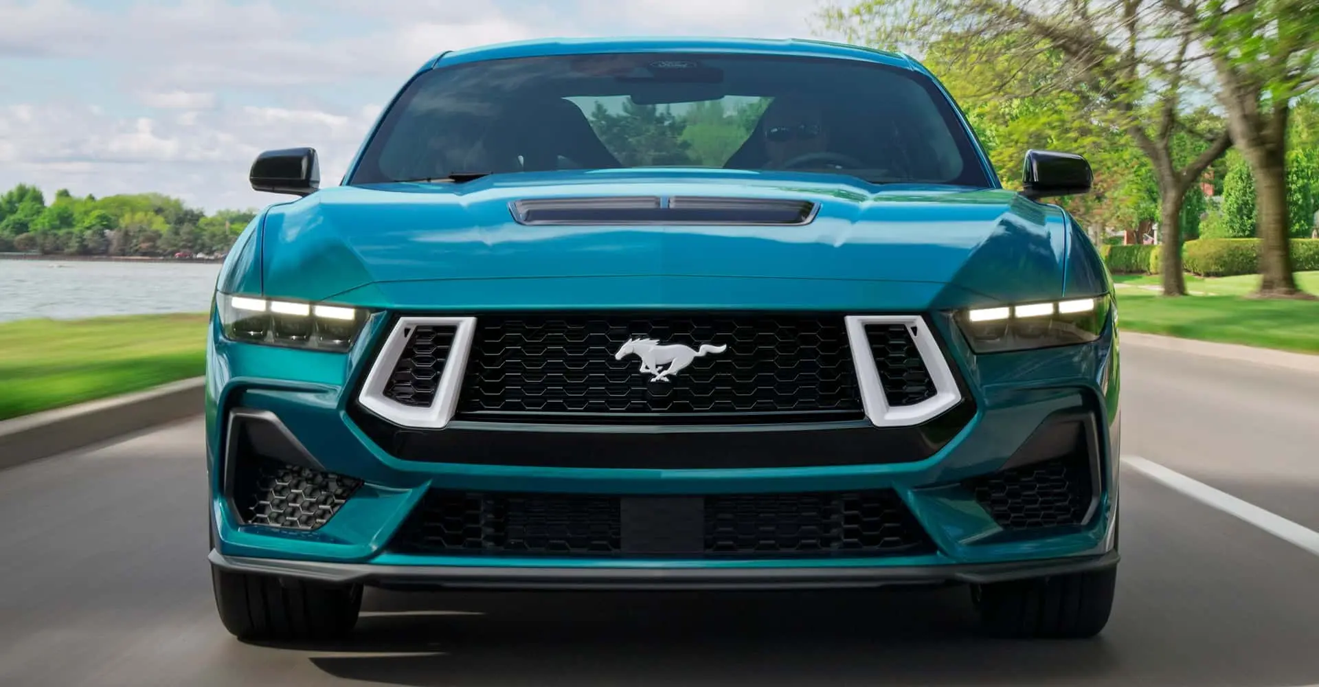 Dört Kapılı Ford Mustang Gerçeğe Dönüşüyor: İşte Bilinenler