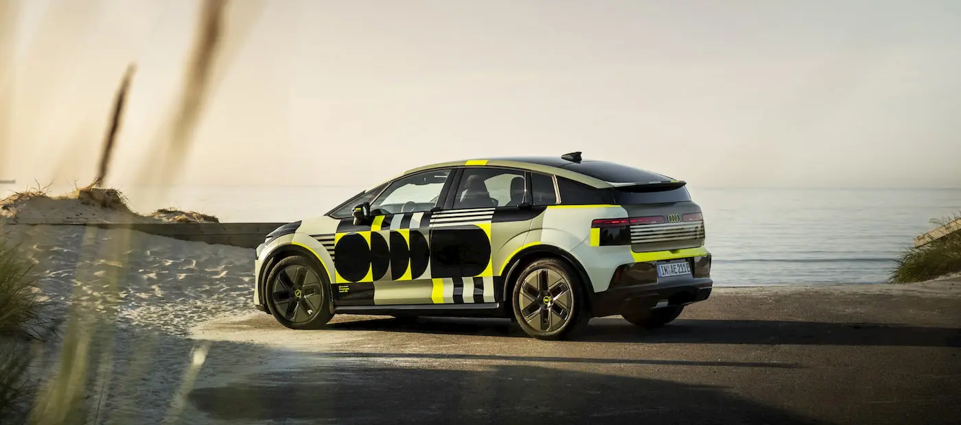 Audi’nin En Uygun Fiyatlı Elektrikli Modeli A2 e-tron Tanıtılıyor