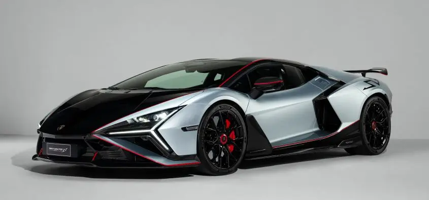 1.050 Beygirlik Yeni Lamborghini Revuelto SV Tanıtıldı