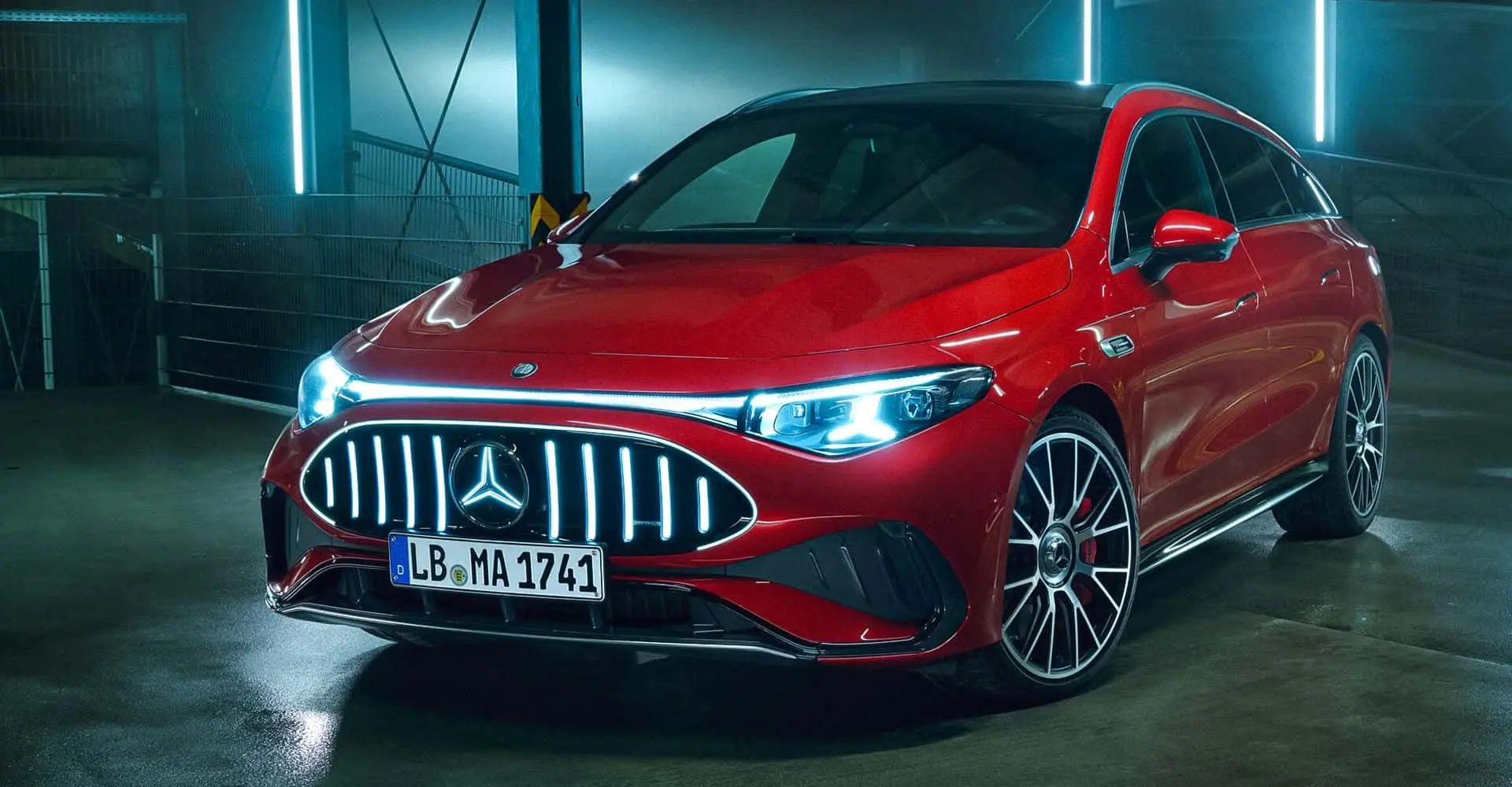 Mercedes CEO’sünden Elektrikli AMG CLA 45 Açıklaması: “V8 Hissiyatı Veriyor”