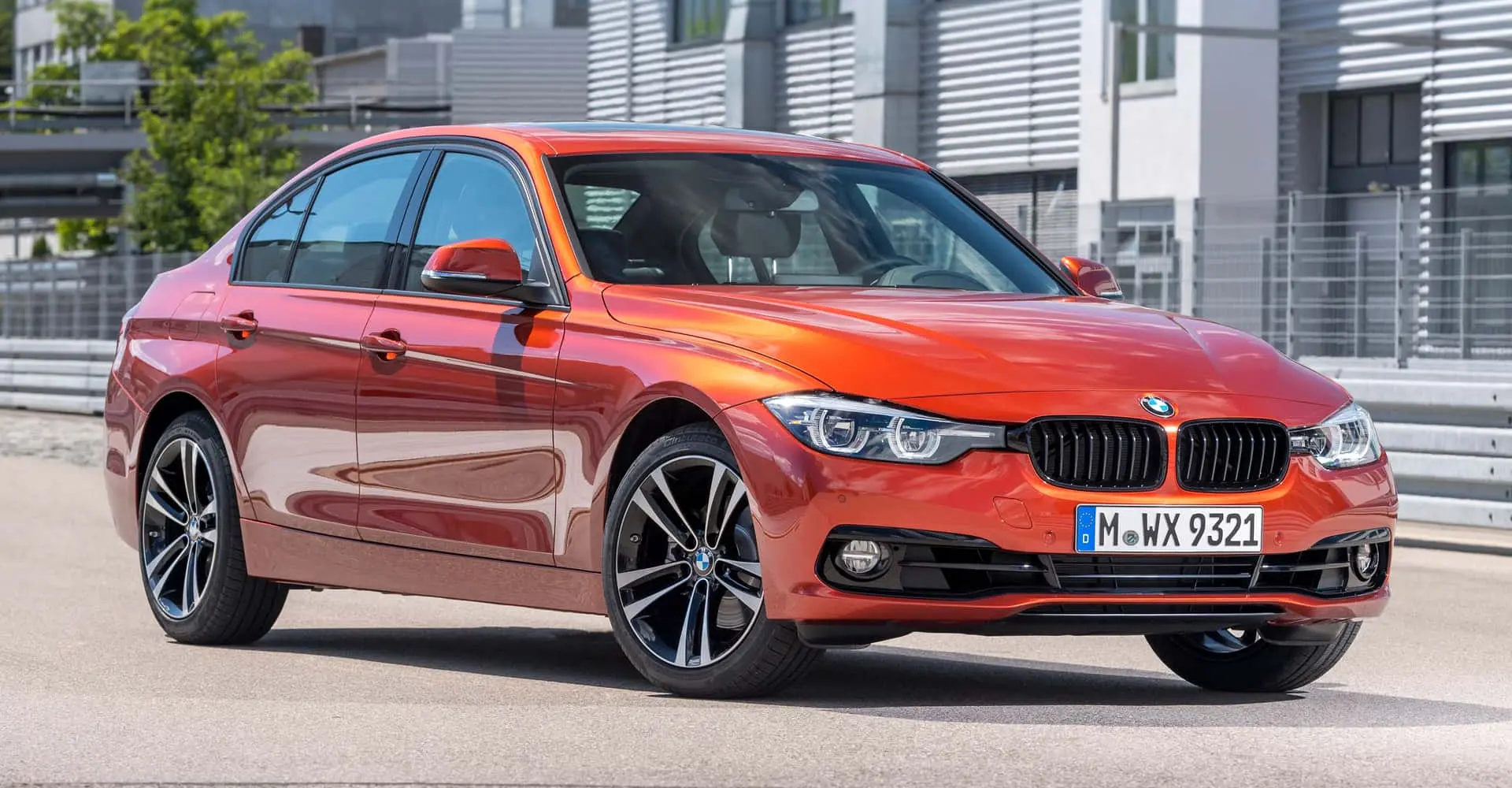 BMW, Marş Rölesi Yangın Riski Nedeniyle 189 Bin Aracı Geri Çağırıyor