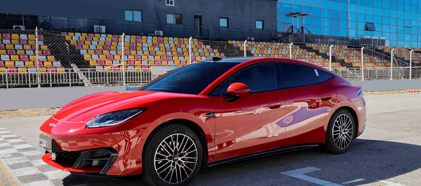 BYD’nin Yeni Elektrikli Formula S Serisi, Tesla Model 3’e Rakip Oluyor