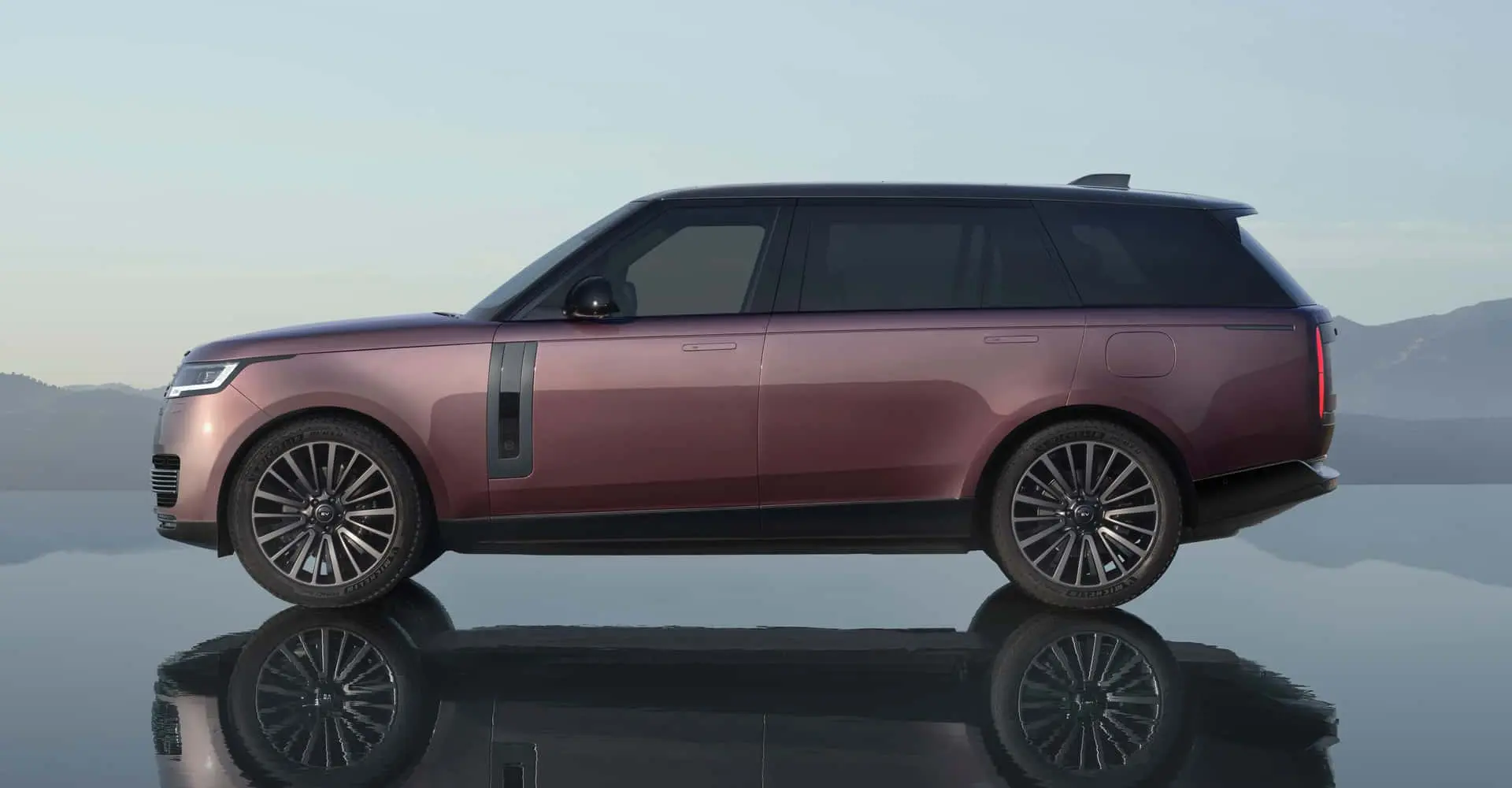Tamamen Elektrikli Range Rover Görücüye Çıktı