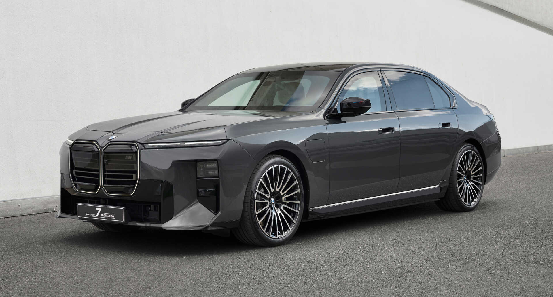 Kurşun Geçirmez Yeni BMW Concept 7 Protection Tanıtıldı