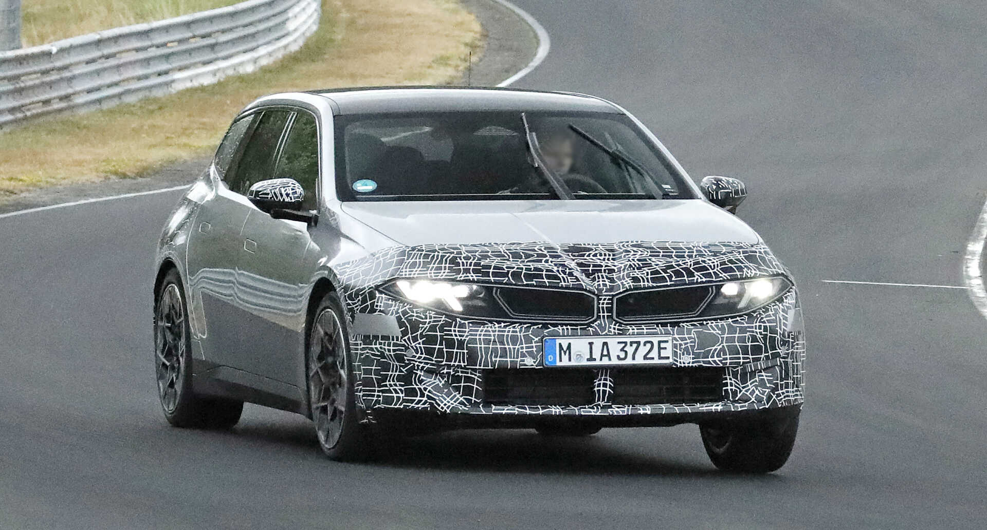 Tamamen Elektrikli Yeni BMW i3 Touring Yolda: Sevilen Özellik Korunabilir